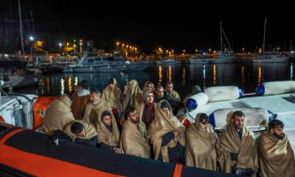 Taliansko ratifikovalo nebezpečnú dohodu s Albánskom