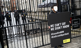 Mimovládne organizácie žalujú Dánsko za vývoz zbraní do Izraela