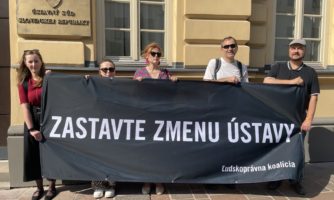 Zastavte diskriminačnú zmenu ústavy