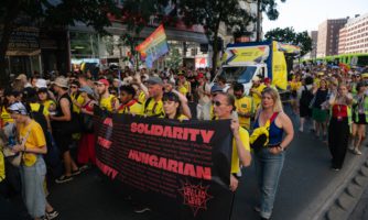 Žiadajte ochranu Pécs Pride